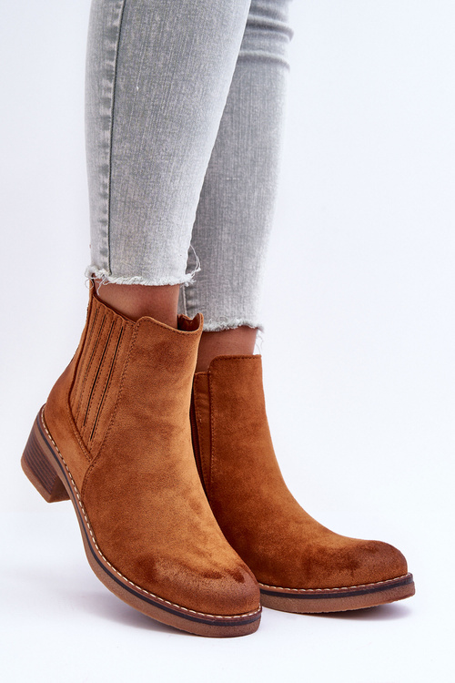 Classic Suede Boots Women's Beige Metanassa